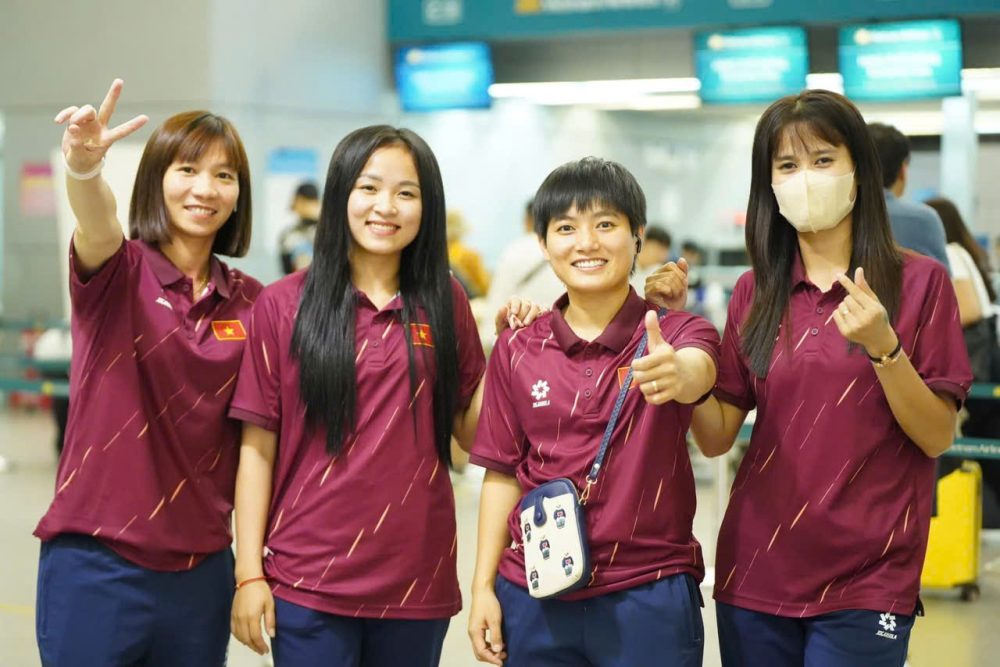 The Vietnam women's futsal team is excited before leaving for Japan. Photo: VFF