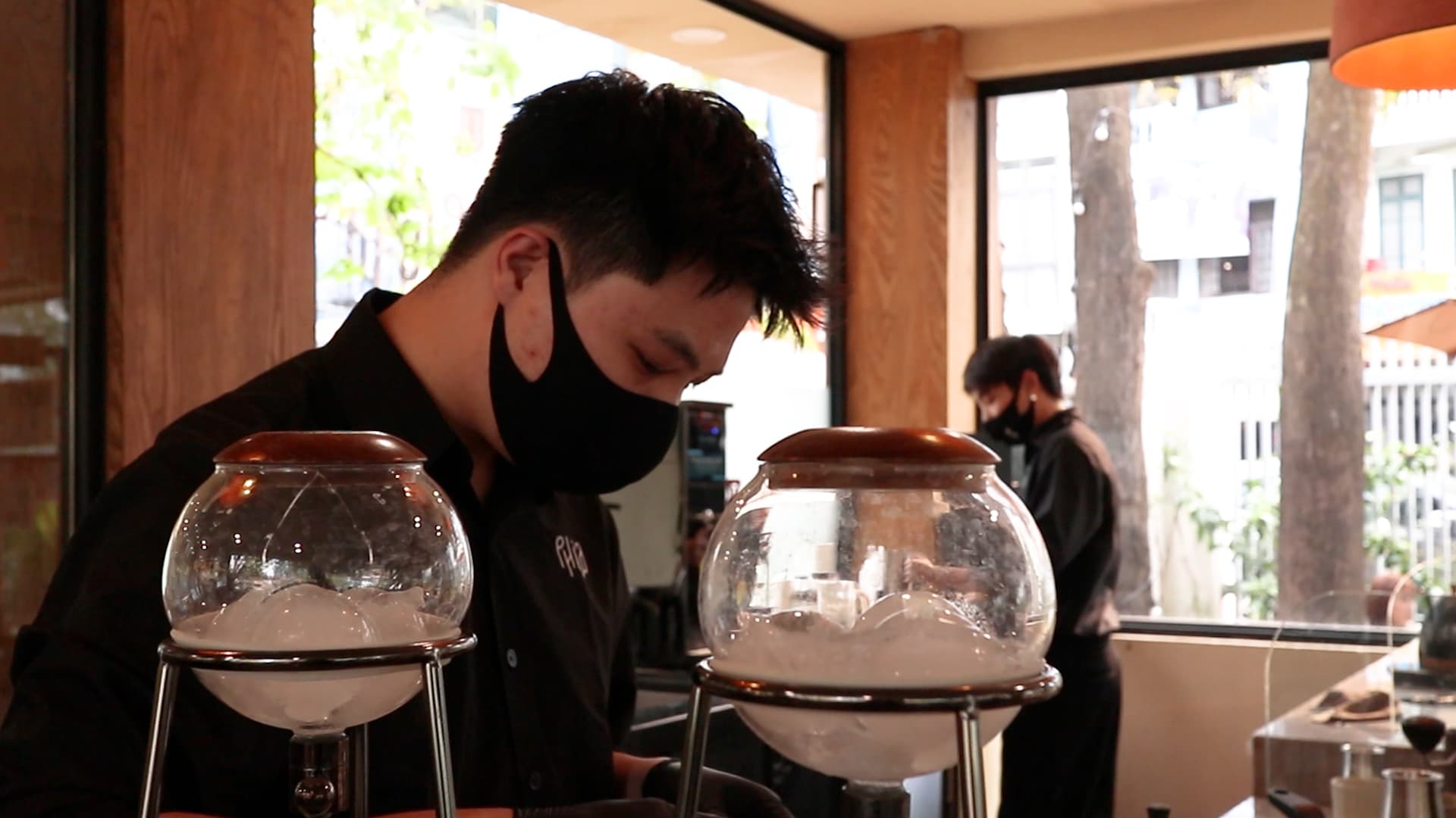 Nếu có những dấu hiệu dưới đây chứng tỏ bạn đang bị kiệt sức vì công việc. Ảnh: Huyền Trang
