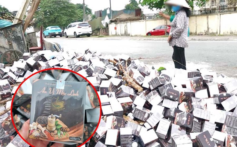Functional foods, COVID-19 testckets thrown everywhere on Hanoi streets