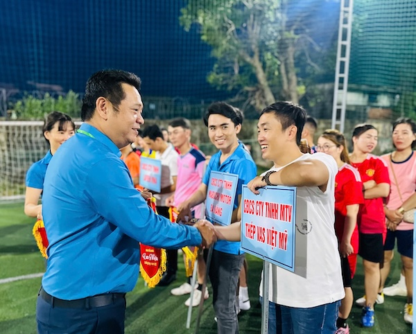 La inauguracion del campeonato de futbol CNLDA Danang en el año 2025. Imagen de la pagina web de la organizacion