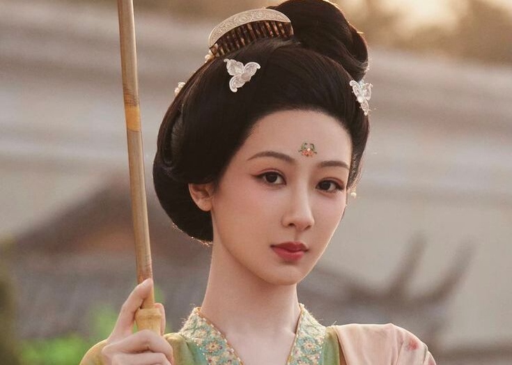 Photo: Producer of the film "Quoc sac phuong hoa"