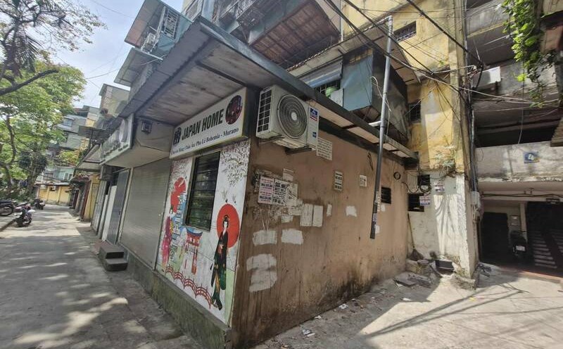 A corner of Nghia Tan apartment complex (Cau Giay district, Hanoi). Photo: Thu Giang