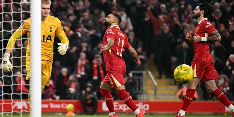 Salah is the brightest star in the Premier League this year. Photo: AFP