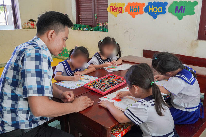 Los estudiantes de la isla Spratly tienen las mejores condiciones para estudiar