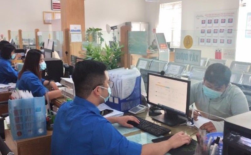 District and commune-level civil servants who do not meet the standards to take on job positions at the new commune level in Ninh Binh will be given a regime and given leave. Illustrative photo: Nguyen Truong