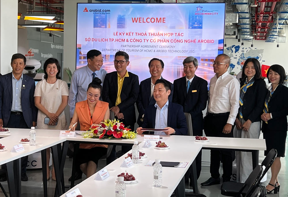 Arobid signed a strategic cooperation agreement with the Ho Chi Minh City Department of Tourism. Photo: Vinh Phu