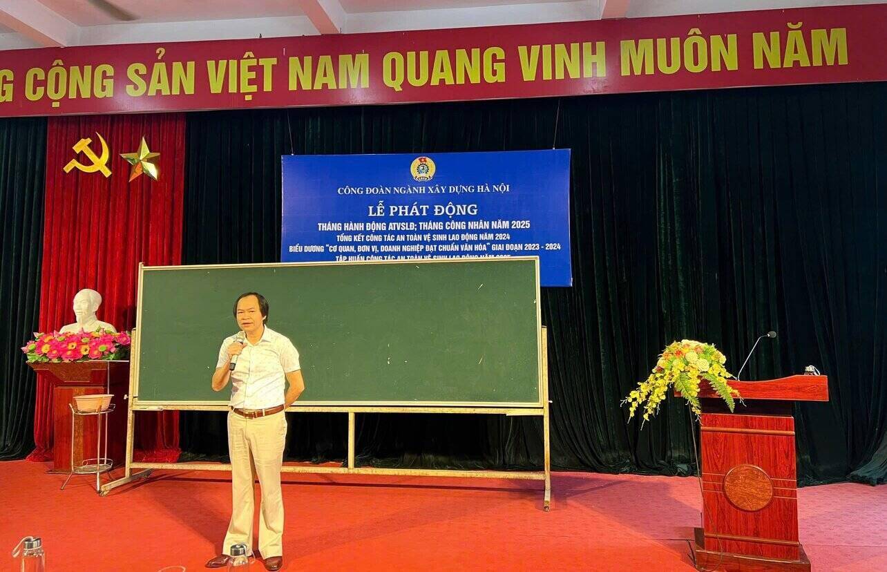The Hanoi Construction Trade Union organizes a training course for occupational safety and hygiene in 2025. Photo: Trade Union