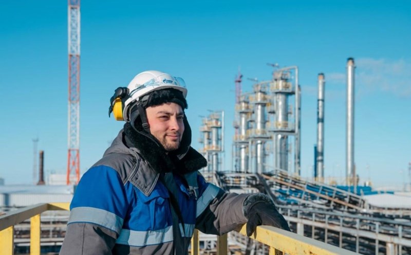 employee of Russian gas company Gazprom. Photo: Gazprom