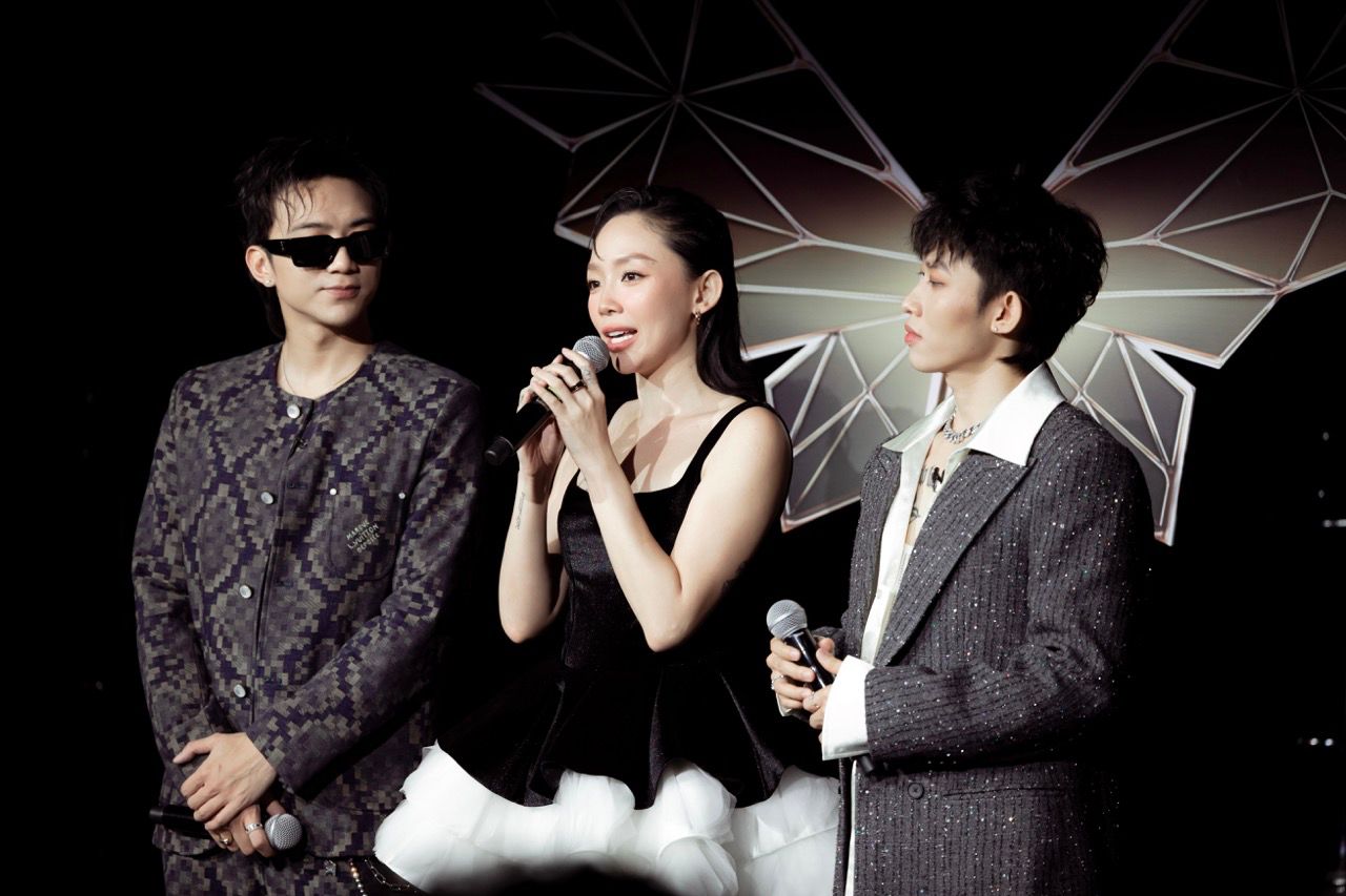 El Cabello de Elfo se enorgullece de los aspirantes a los Nuevos Soldados Todopoderosos. Foto: El productor.