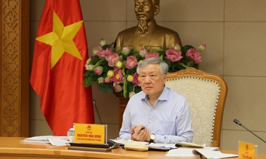 Ủy viên Bộ Chính trị, Phó Thủ tướng Thường trực Chính phủ Nguyễn Hòa Bình cho ý kiến chỉ đạo cụ thể đối với các đảng bộ về định hướng công tác nhân sự của 5 Đảng bộ. Ảnh: VGP