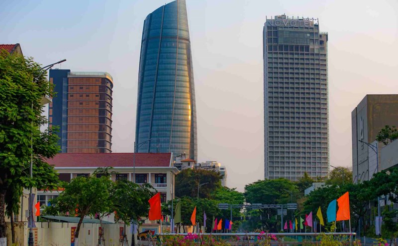 Da Nang finalizes the plan to reorganize grassroots administrative units, leaving only 16 communes, wards and special zones. Photo: Ha Phan