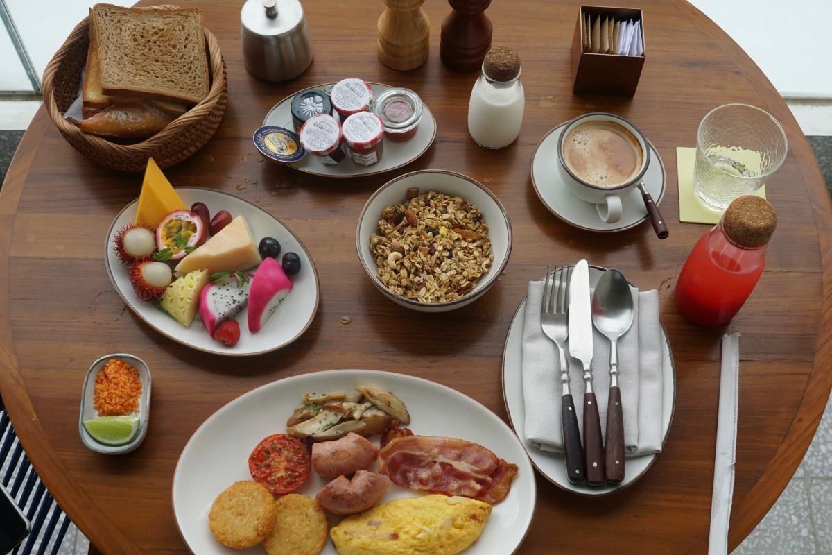 Not eating breakfast can ruin your weight loss goals and make you eat more at later meals. Photo: Thanh Thanh