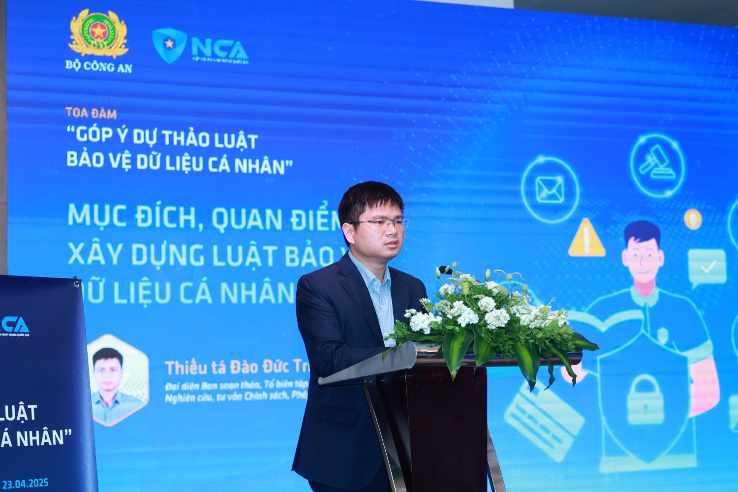 Thieu ta Dao Duc Trieu, Pho Tong Thu ky Hiep hoi, Truong Ban Nghien cuu, tu van Chinh sach va Phap luat phat bieu tai toa dam. Anh: Chi Hieu