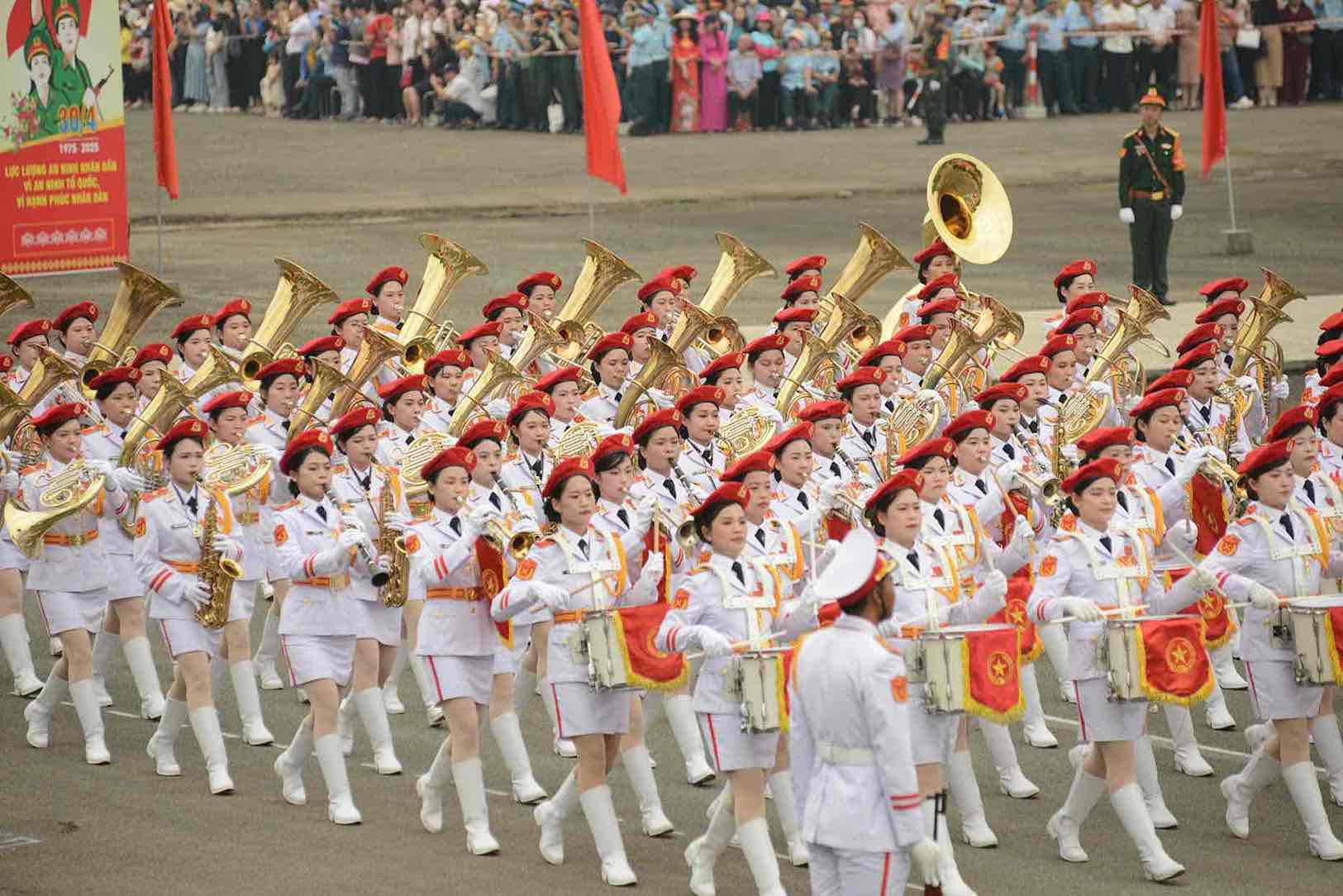 Cac khoi hop luyen chuan bi cho le dieu binh, dieu hanh to chuc chinh thuc sang 30.4. Anh: Anh Tu