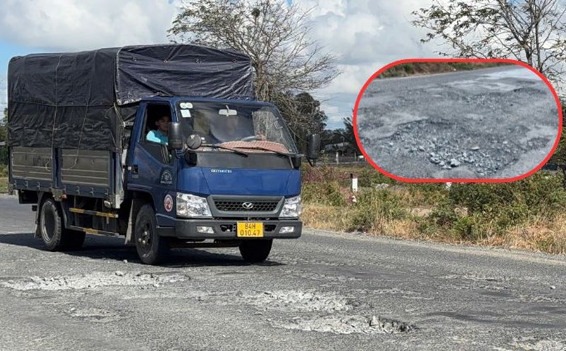 By 2028, the degraded road will be completely repaired. Photo: Hoang Loc