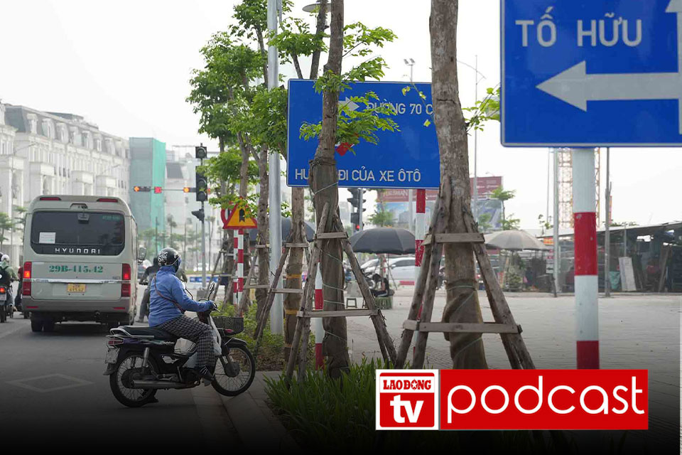 Morning news 24.4: A road worth over 700 billion VND in Hanoi is inadequate after being opened to traffic