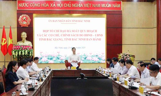 Buổi làm việc diễn ra tại UBND tỉnh Bắc Ninh chiều 23.4. Ảnh: Đăng Hòa