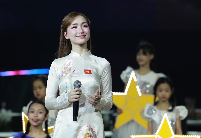 El cantante Minzy se presentara en el Palacio de Justicia el 3 de mayo. Imagen de la pagina web de la Universidad de Hong Kong