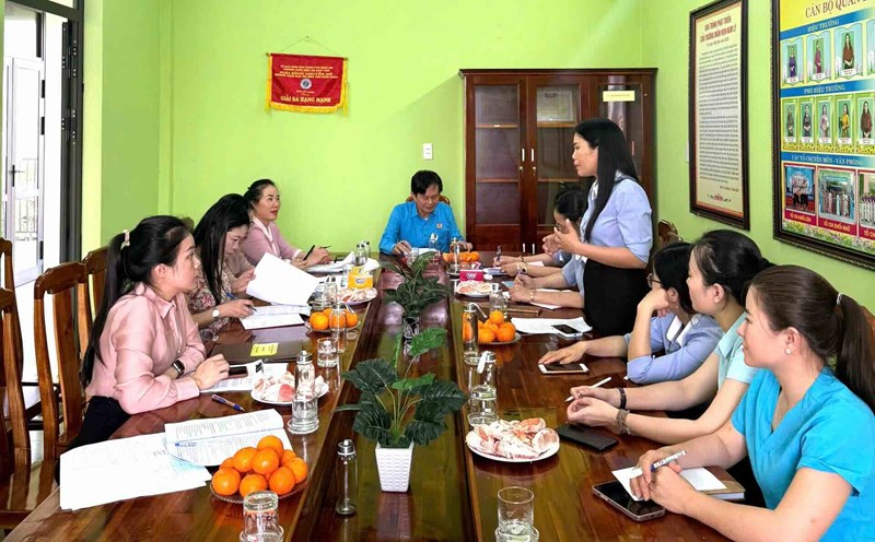 Dong Hoi City focuses on monitoring activities to protect the rights of workers. Photo: Thanh Lieu