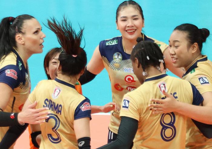 Nakhon Ratchasima se enfrenta a Creamline Cool en la cuartos de final de la Copa de voleibol femenino de Asia 2025. Foto: AVC/Departamento de la organizacion