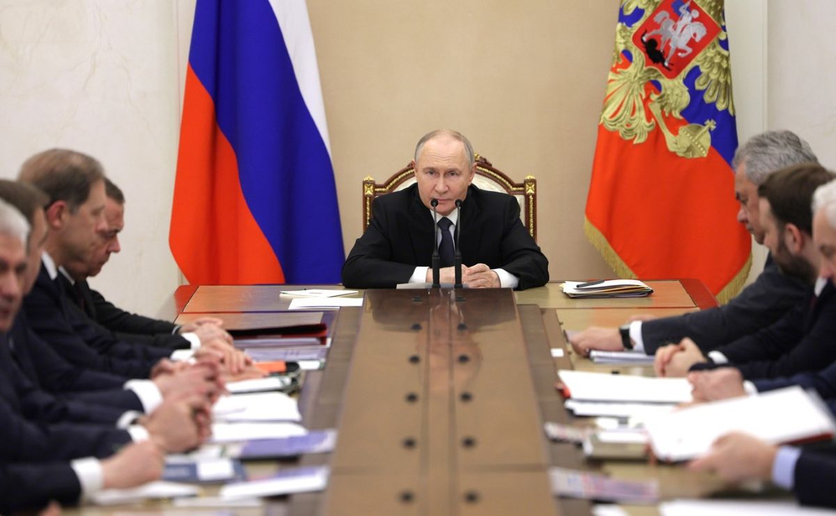 Russian President Vladimir Putin speaks at a meeting with the Russian Defense Industry Committee. Photo: Kremlin