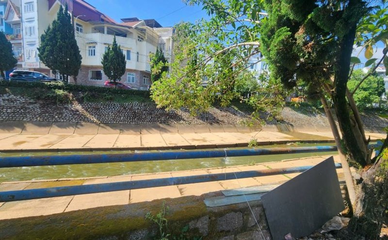 To Ngoc Van stream, where Mr. Thanh was swept away and went missing. Photo: Lam Hong