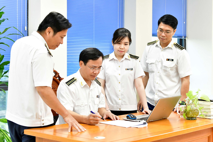 Aumentar la eficiencia, reducir el desperdicio a traves de la actividad matematica. Imagen de la pagina web de la organizacion