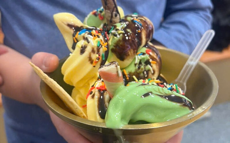 Foods containing sugar are not good for liver recovery. Photo: Kieu Vu.