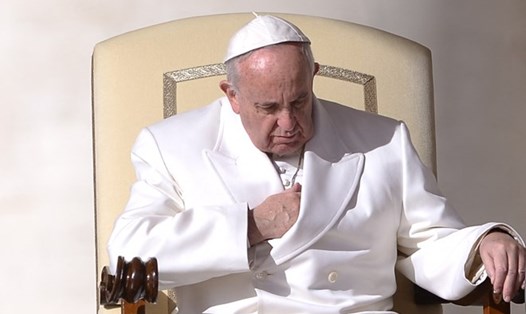 Lãnh đạo Bộ Dân tộc và Tôn giáo gửi điện chia buồn Giáo hoàng Francis qua đời. Ảnh: AFP