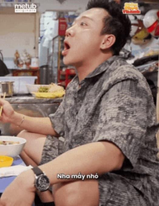 Tran Thanh xung “may - tao” khi nhac nho khan gia. Anh: Cat tu video