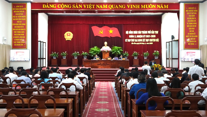 Quang cảnh kỳ họp