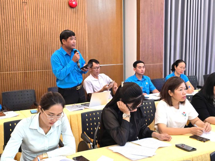 Los funcionarios sindicales contribuyen al proyecto de Ley de Empleo (enmendada). Imagen de la pagina web de Nam Young