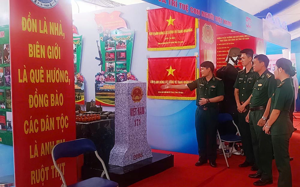 Tay Ninh has begun to organize a series of activities to celebrate the 50th anniversary of the Liberation of the South and National Reunification Day. Photo: Nguyet Nguyen