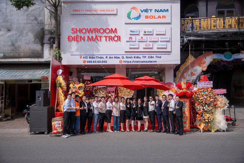 Showroom Dien Mat Troi hien dai tai Can Tho. Anh: Viet Nam Solar