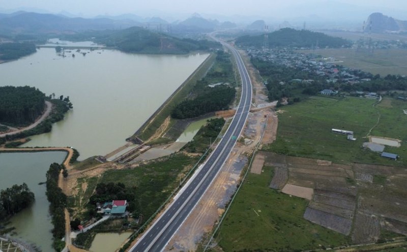 North - South Expressway Project. Photo: Xuyen Dong