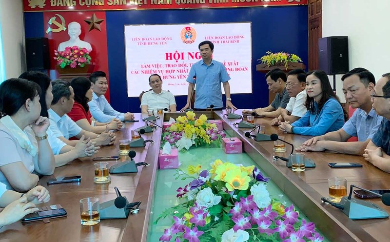 Chairman of Thai Binh Provincial Labor Federation Bui Xuan Vinh spoke at the conference. Photo: Ba Manh