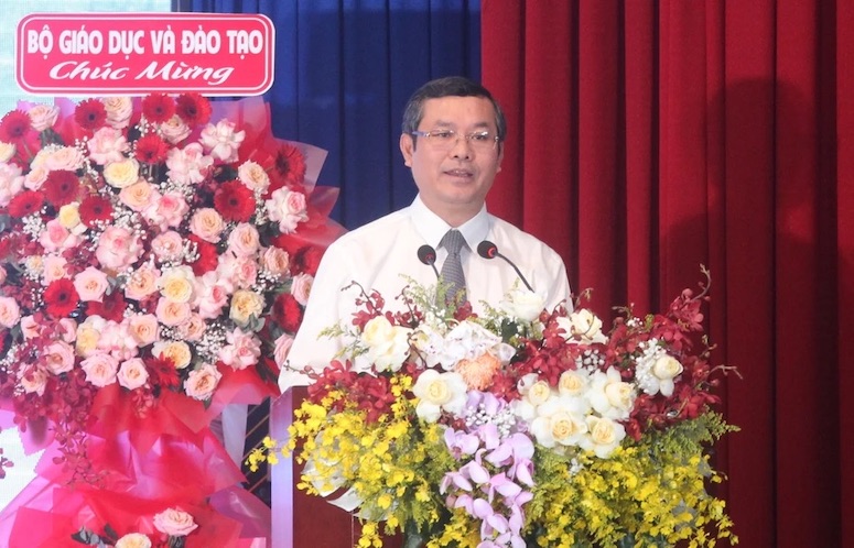 Thu truong Nguyen Van Phuc phat bieu tai buoi le. Anh: Minh Anh