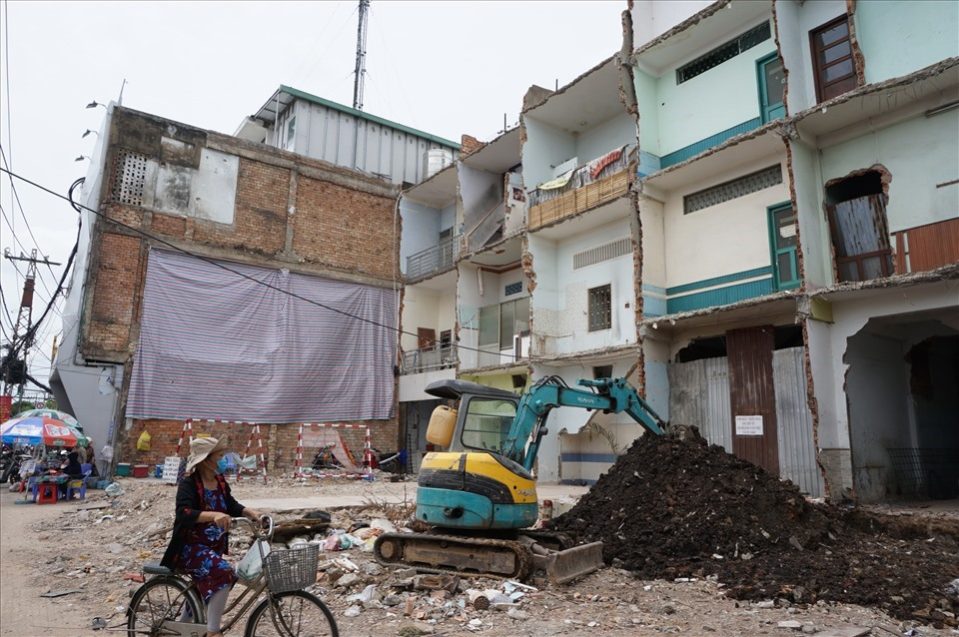 Segun la ley, los propietarios de viviendas reciben una vivienda cuando la casa es demolida en dos casos. Imagen de la ciudad de Shenzhen