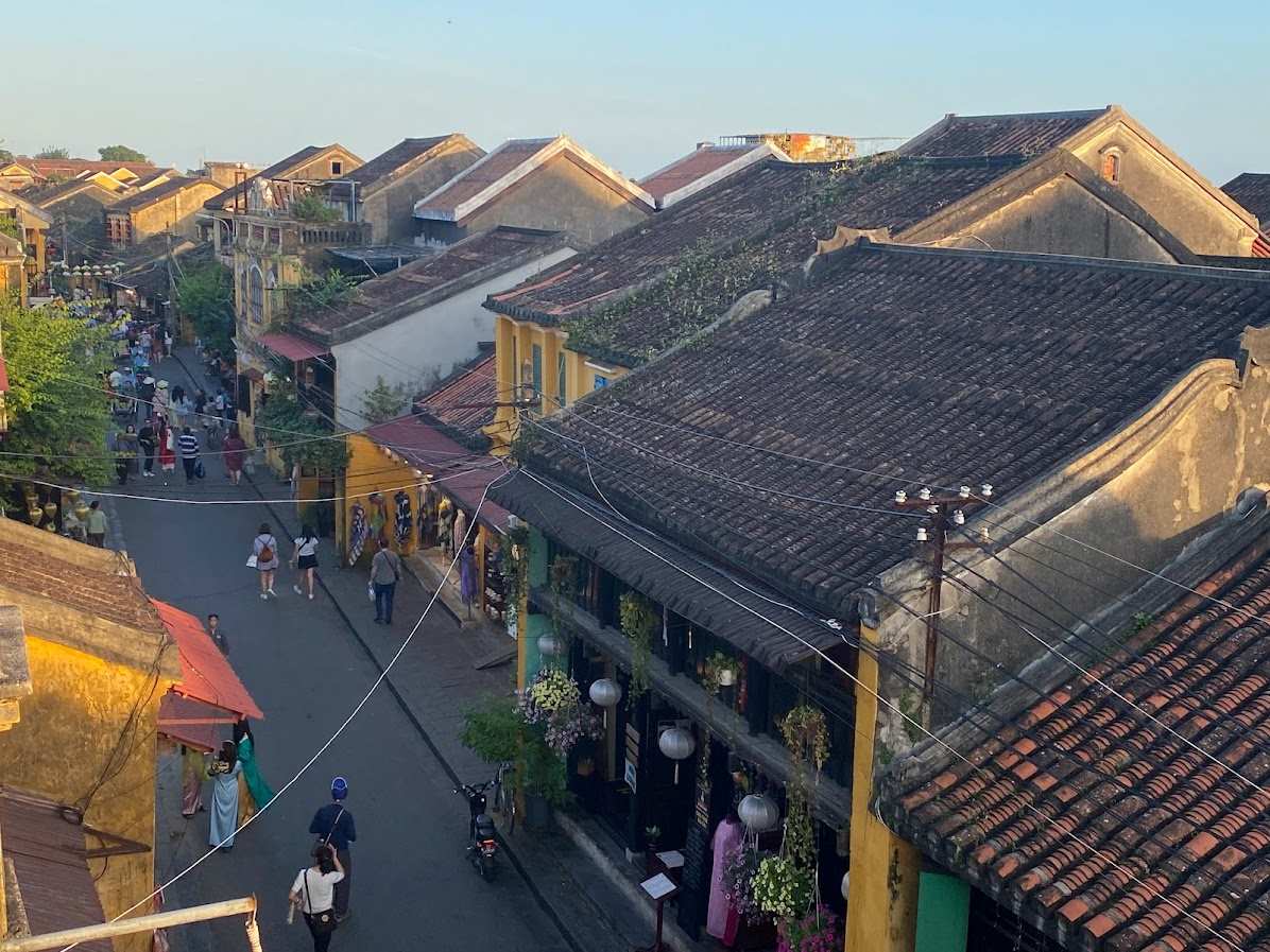 Hoi An es una marca internacional fuerte, la gente quiere conservarla despues de arreglarla. Imagen de la ciudad de Qinghai
