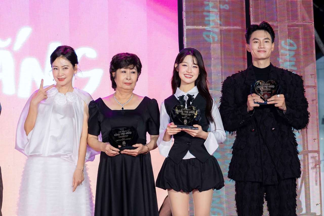 El estrellas de la pelicula Reverso 8. Foto: El equipo de produccion.