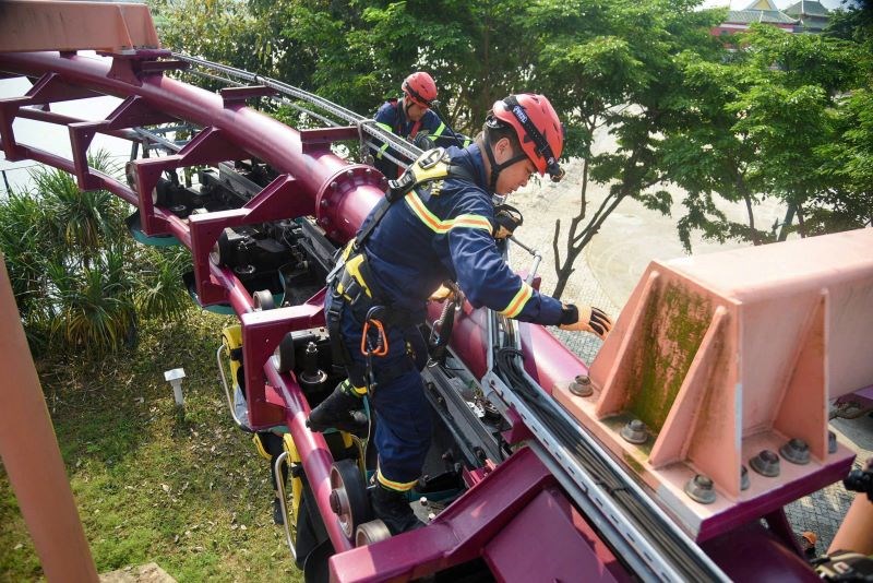 Đà Nẵng Diễn Tập Chữa Cháy, Cứu Nạn Tại Khu Giải Trí Lớn