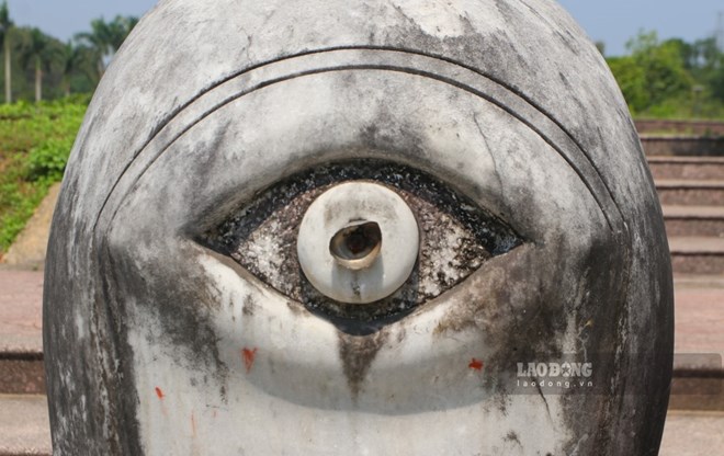 Tìm phương án giải cứu loạt tượng điêu khắc bị lãng quên ở Huế