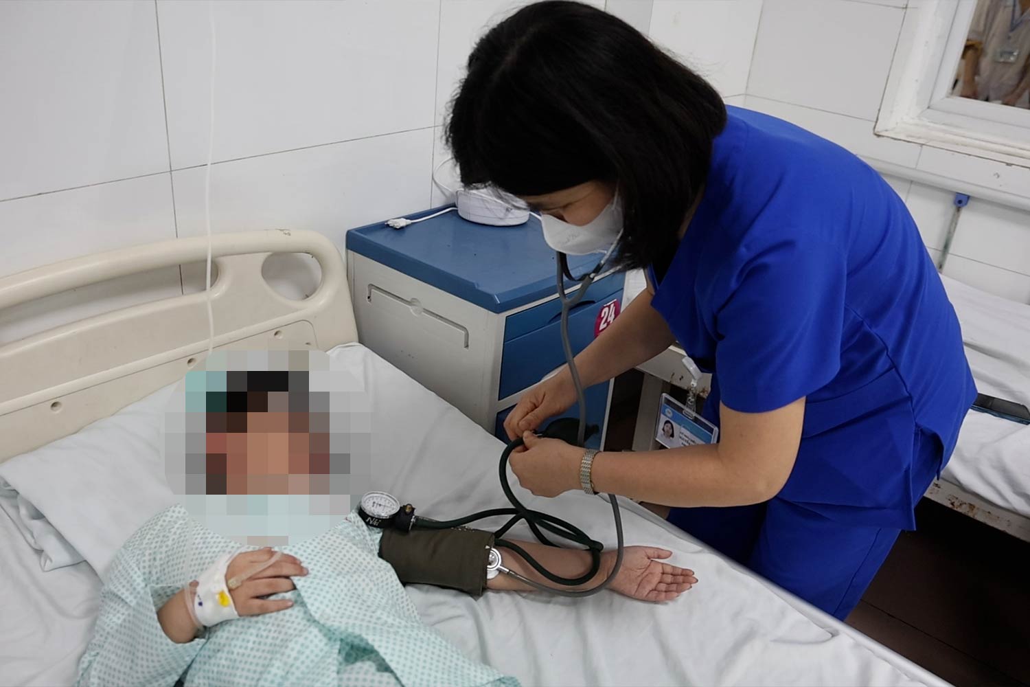 Notes on diet for children with measles, help children recover quickly from the disease