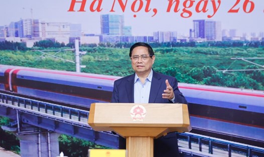 Ủy viên Bộ Chính trị, Thủ tướng Chính phủ Phạm Minh Chính kết luận phiên họp thứ hai Ban Chỉ đạo các dự án đường sắt. Ảnh: Nhật Bắc