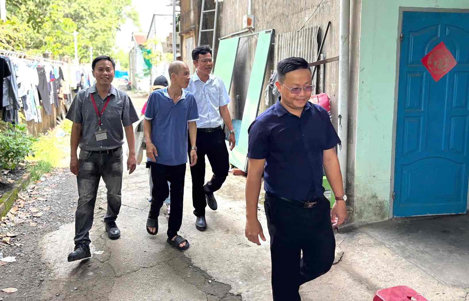 The union visited the families of workers who had work-related accidents and were in difficult circumstances on the occasion of Workers' Month 2025. Photo: Pou Sung Vietnam Co., Ltd.'s Trade Union