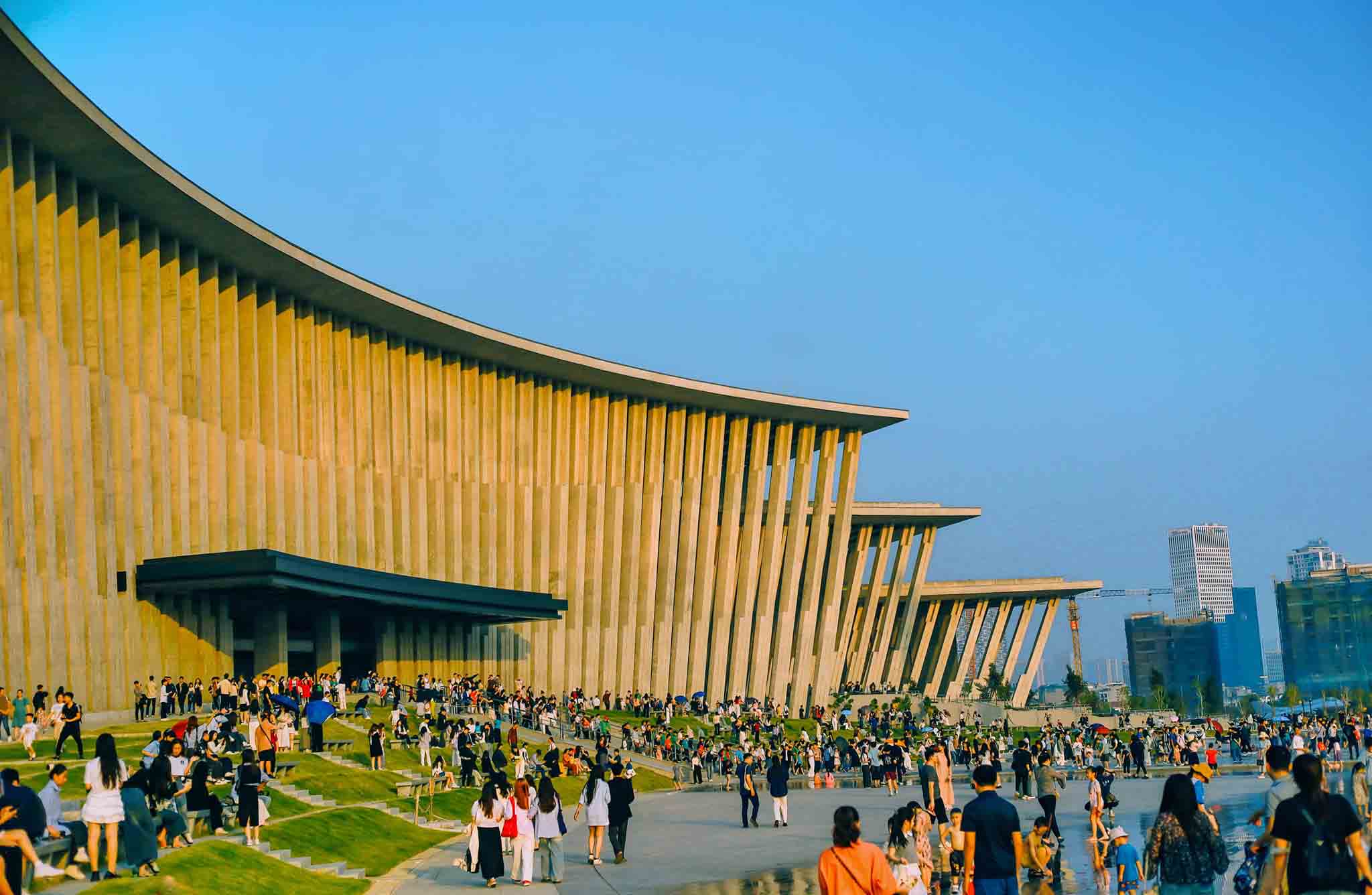 The Vietnam Military History Museum will exempt fees for visitors during the April 30 and 1.5 holidays this year. Photo: Pham Tu