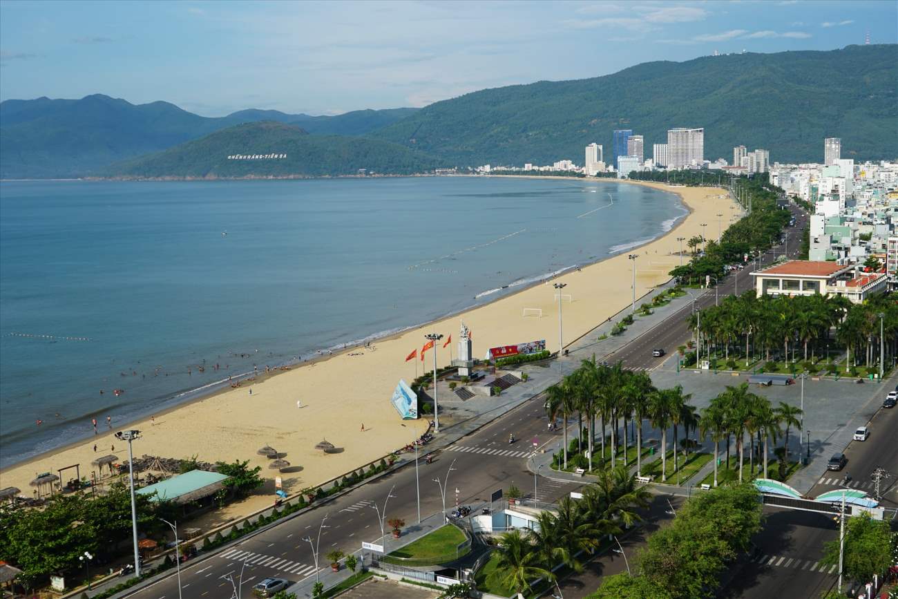 Quy Nhon la mot thanh pho lon ven bien vung duyen hai Nam Trung Bo, thuoc tinh Binh Dinh. Anh: Thanh Chan