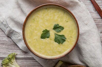 Como hacer sopa de verduras con ensalada. Imagen de la pagina web de la Universidad de Hong Kong