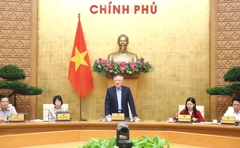 Politburo member and Permanent Deputy Prime Minister Nguyen Hoa Binh chaired a meeting on building an international financial center in Vietnam. Photo: Dinh Hai