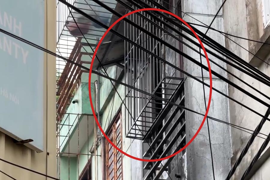 El incendio que mato a tres personas en Hanoi